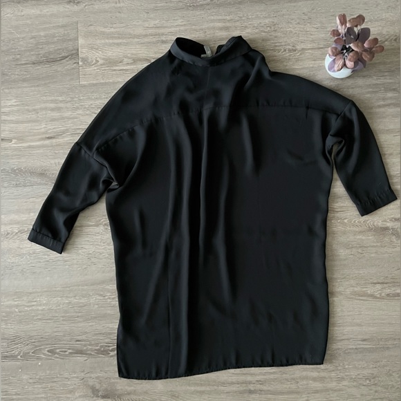 NWOT Oversized Collared Blouse - Picture 4 of 8